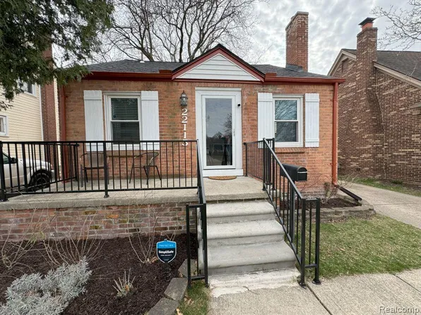 22115 Nowlin St, Dearborn, MI 48124