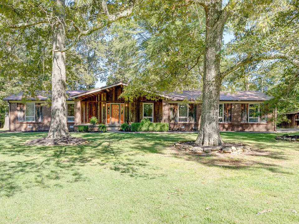 1165 Deerwood Dr, New Johnsonville, TN 37134 Zillow