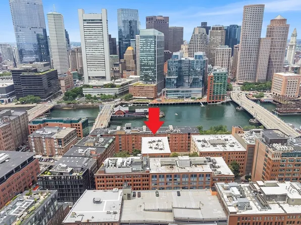 15 Sleeper St APT 202, Boston, MA 02210