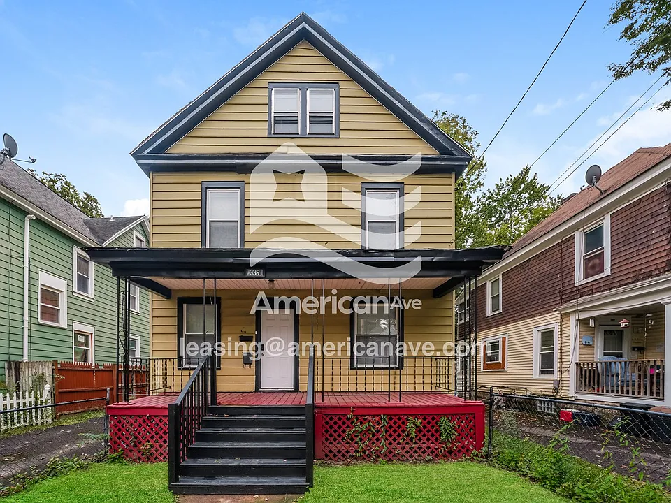 339 W Calthrop Ave