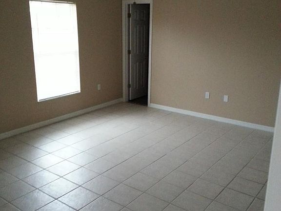 3rd image of 623 Bluebill Ct