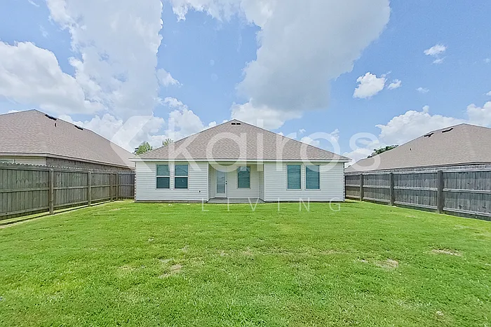 113 Yardley Ct — Photo 19
