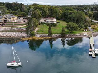 2 Crouchers Point Rd, French Village, NS B3Z2W4