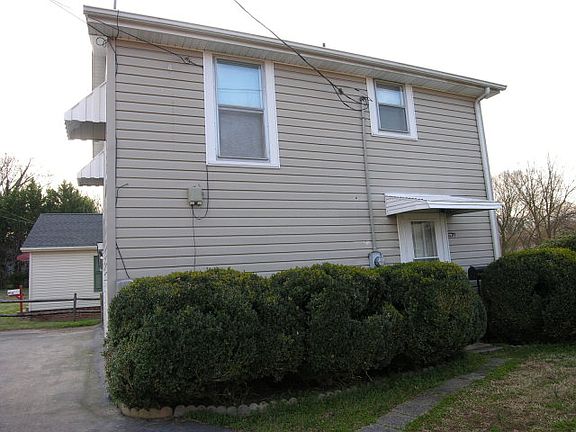 4th image of 1512 Lawnside Pl