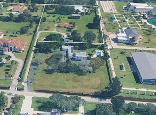 5702 SW 136 Ave, Southwest Ranches, FL 33330