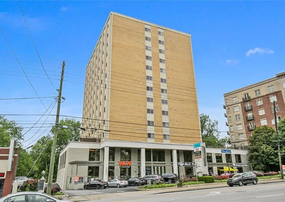 2285 Peachtree Rd NE #904