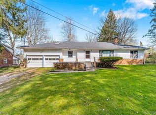 811 Wilcox Rd, Youngstown, OH 44515