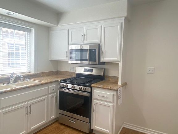 4th image of 1671 Gramercy Ave