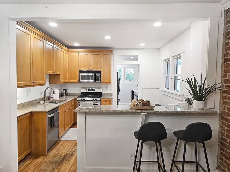 206 S Emerson St — Photo 11
