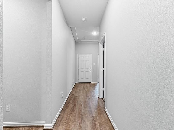 4th image of 22476 Brass Bell Dr