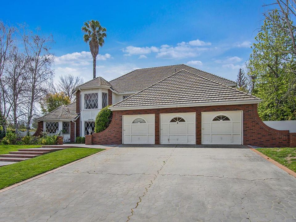 1st image of 29430 Cambridge Ct