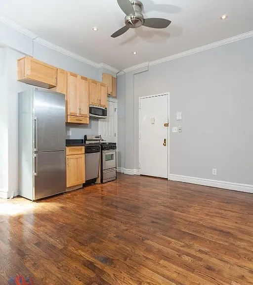 246 Mott St #24C — Photo 6