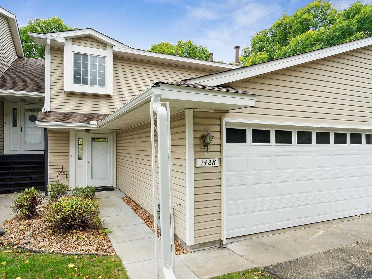 1428 Hilo Ave N, Oakdale, MN 55128 MLS 6437137 Zillow