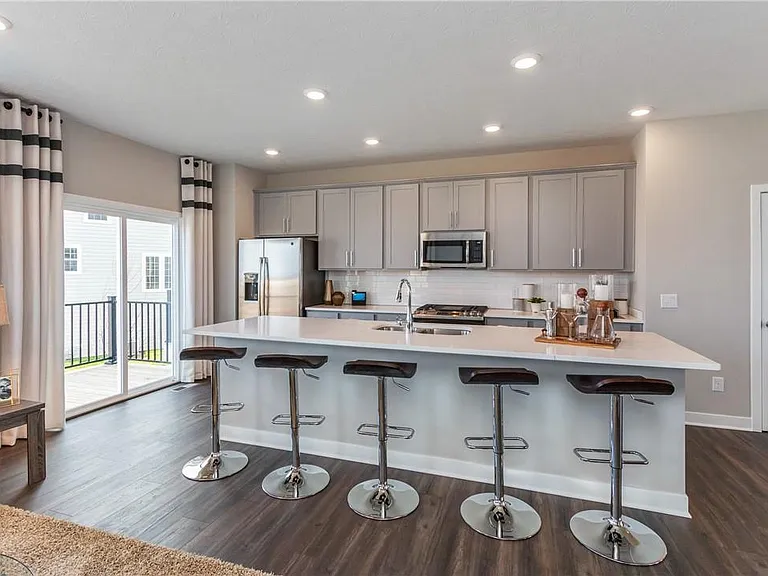 7010 Sunstone Pl — Photo 16