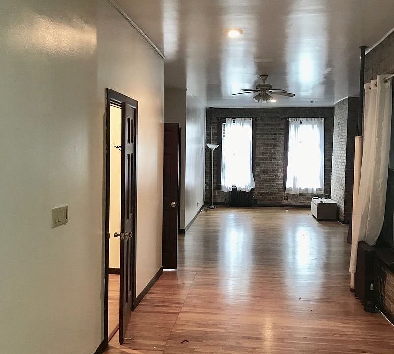 1st image of 985 Amsterdam Ave APT 3A