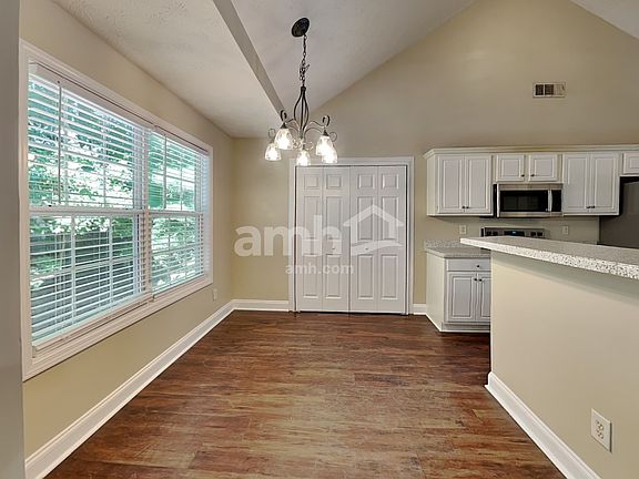 4th image of 4422 Keenly Valley Dr