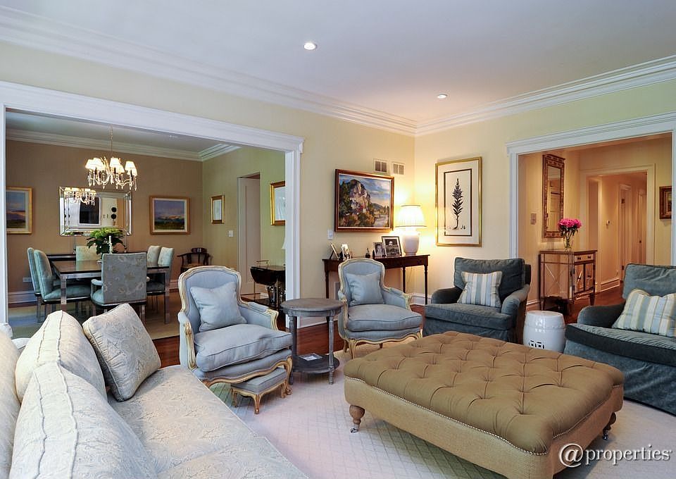 Living Room/Dining Room