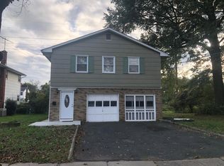 424 Bartlett St FL 1ST, Roselle, NJ 07203
