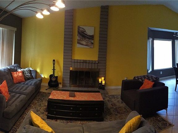5th image of 14158 Appleblossom Ln