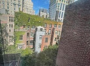314 W 90th St #15, New York, NY 10024