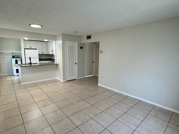 158 W 28th St #16915079