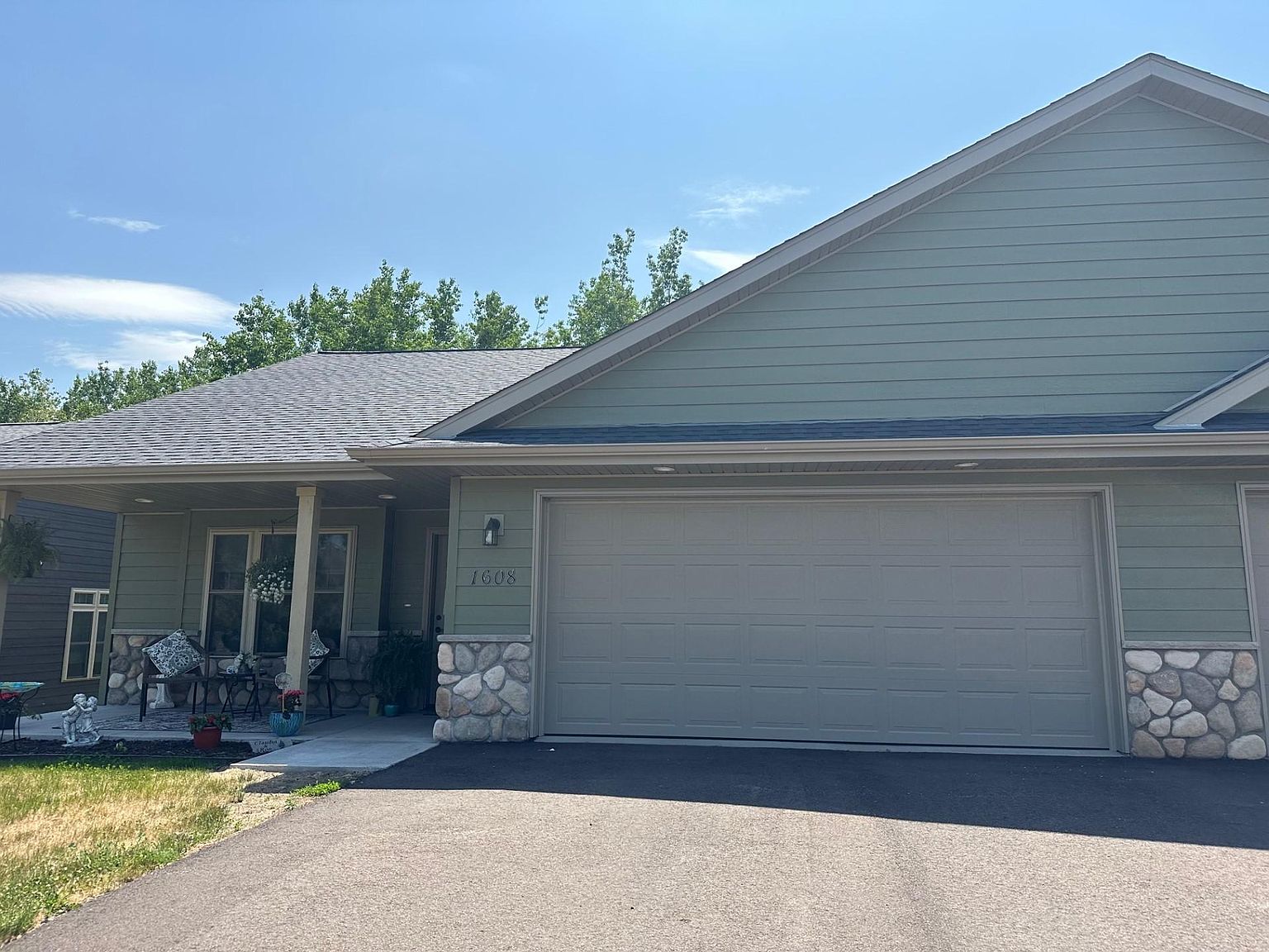 36 E Riverside Rd A & B, Esko, MN 55733 Zillow