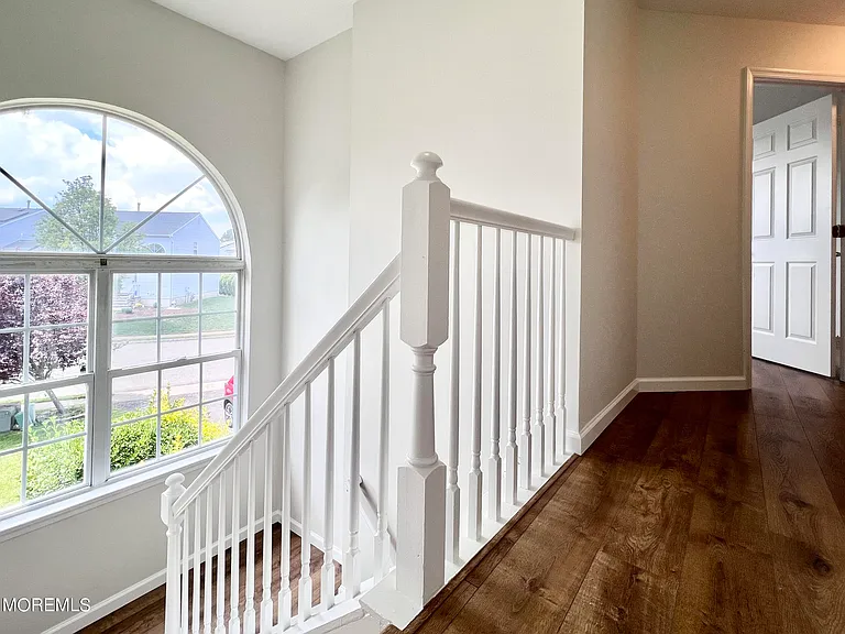 35 Woodpecker Way — Photo 18