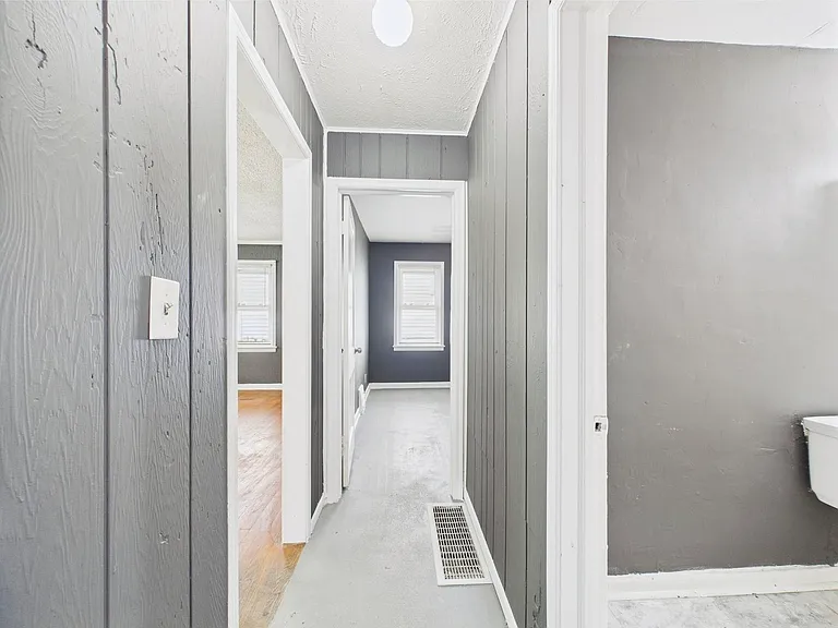 3311 Jackson Ave — Photo 14