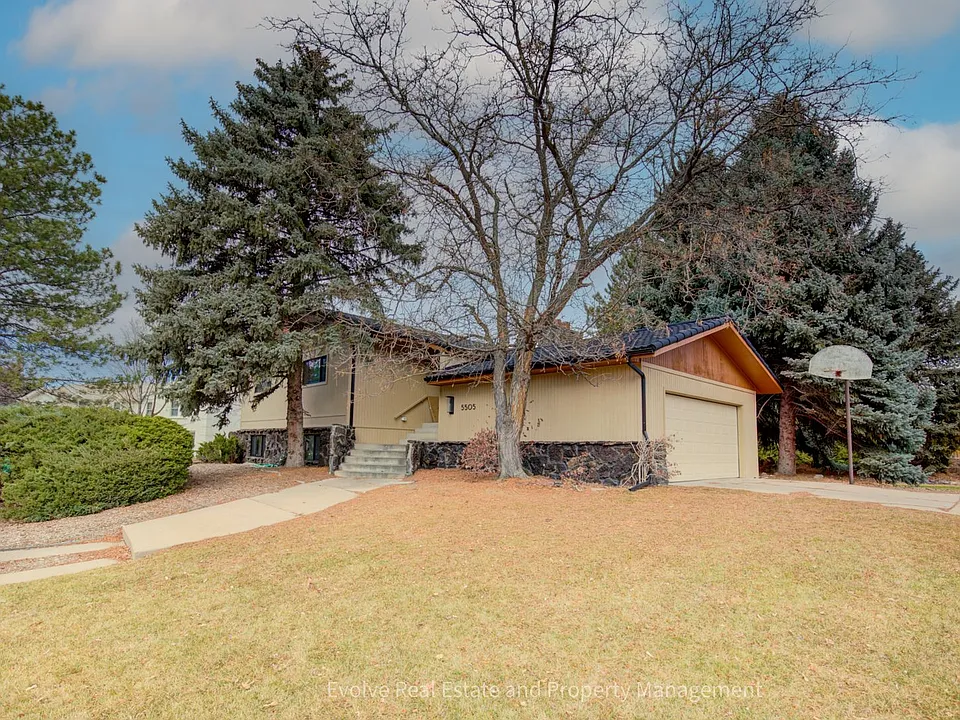 5505 S Emporia Cir