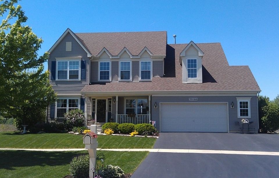 1st image of 39W616 N Hyde Park