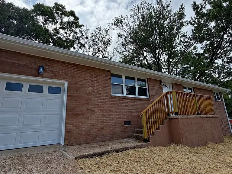 7754 Vista Hills Dr — Photo 10
