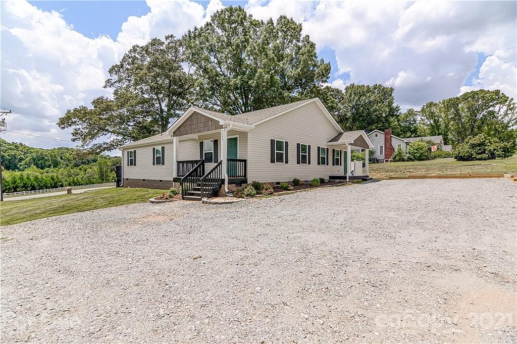 3205 Oakdale Rd, Charlotte, NC 28216 Zillow