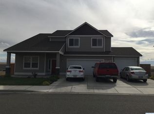 1111 W Edison St, Connell, WA 99326