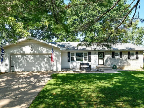 1709 S 11th Avenue, Ozark, MO 65721
