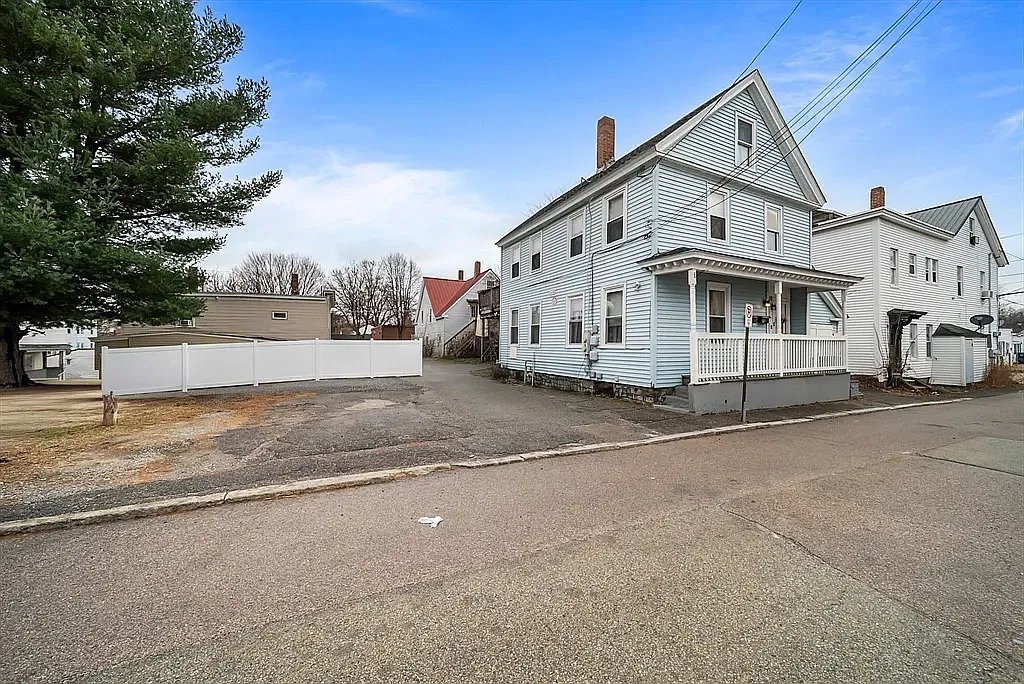 16 Ridge St — Photo 4