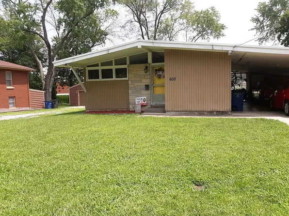 602 N Hena St, Greenville, IL 62246
