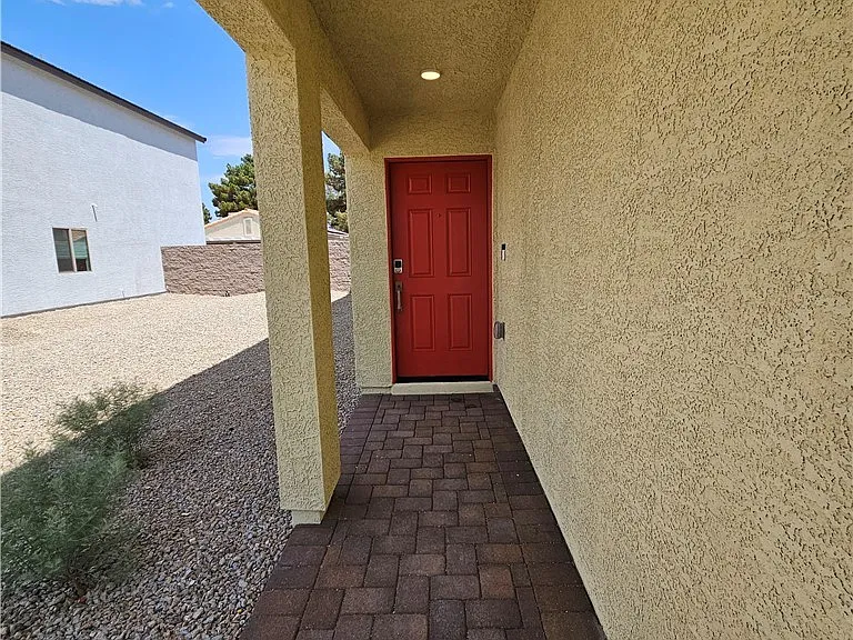 2112 Abraham Ave — Photo 38