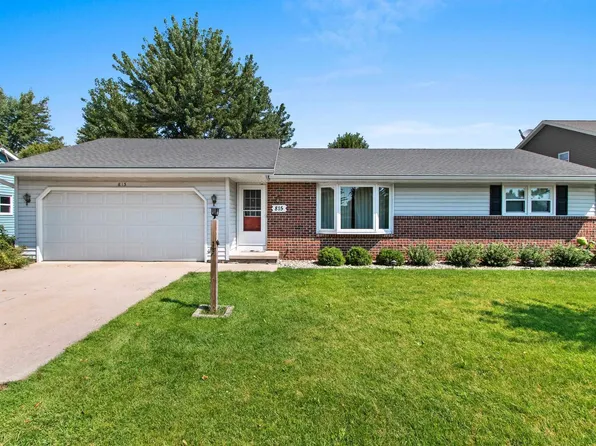 815 Glenhaven Ln, Green Bay, WI 54301