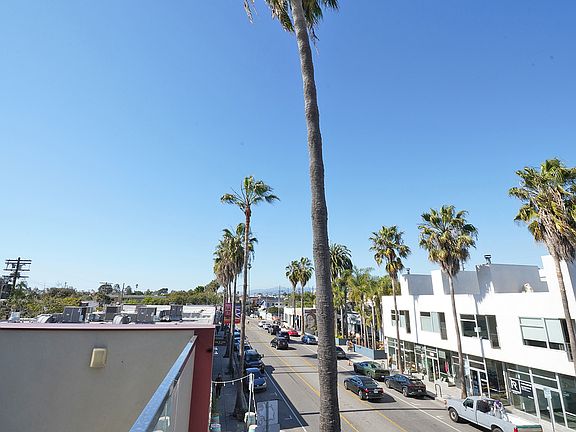 4th image of 1134 Abbot Kinney Blvd