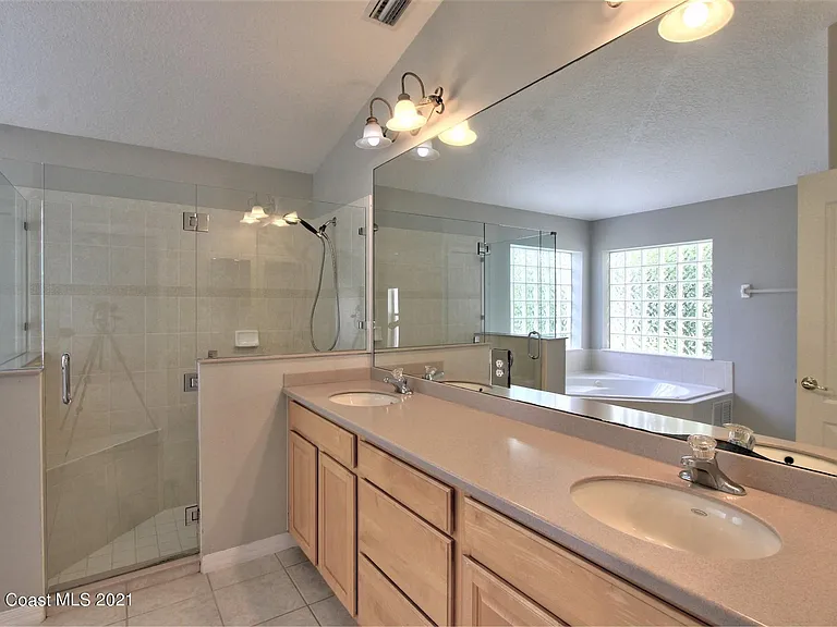 2906 Mondavi Dr — Photo 10