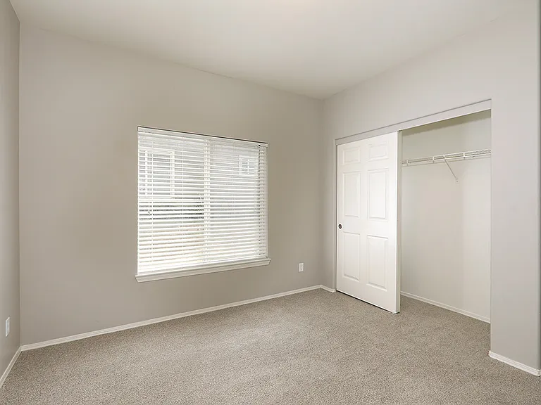 Canyon View Apartments — Photo 22
