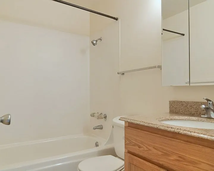 1437 High St — Photo 17