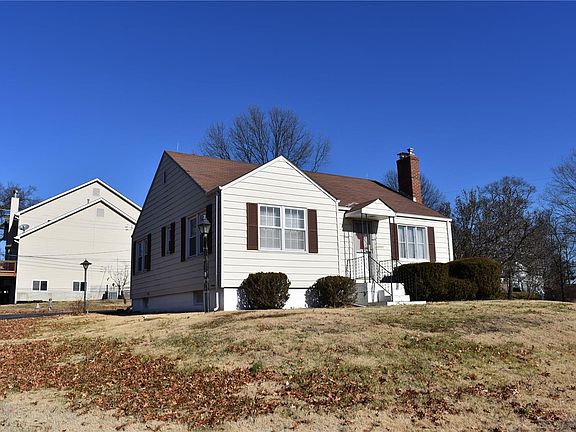 3rd image of 12801 Oge Ct