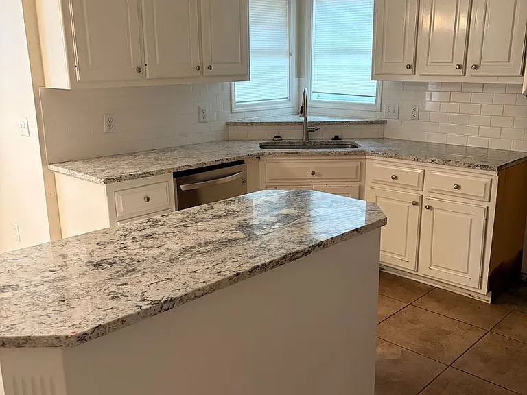 89 Sir Henry Dr — Photo 26
