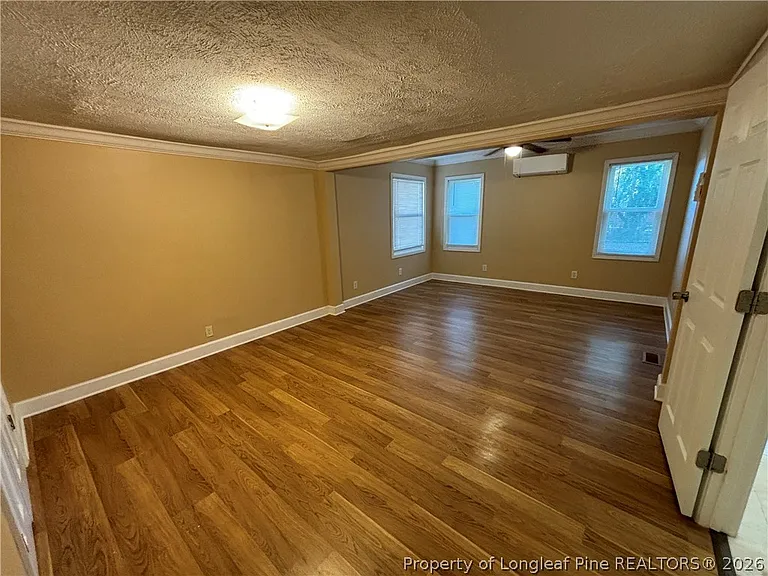 931 Fleetwood Dr — Photo 16