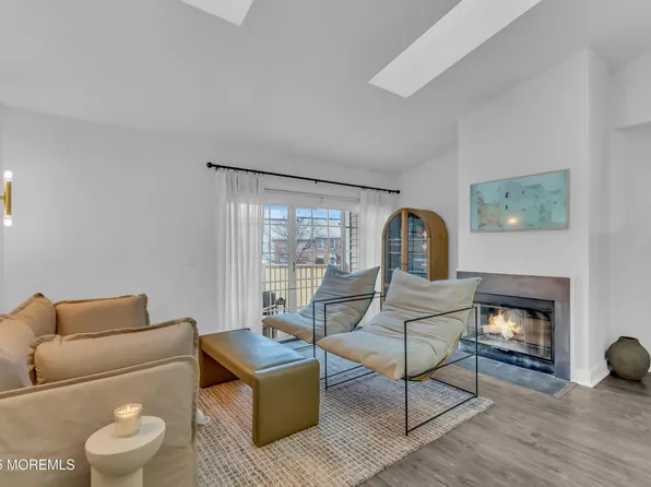 89 Amberly Court, Franklin Twp, NJ 08823