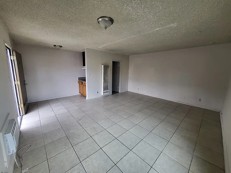 9458 Firestone Blvd #6 — Photo 1