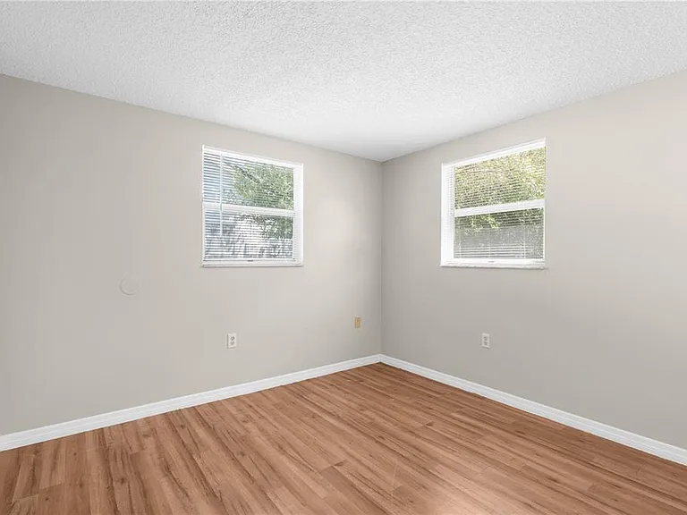 11902 Oceanside Dr — Photo 18