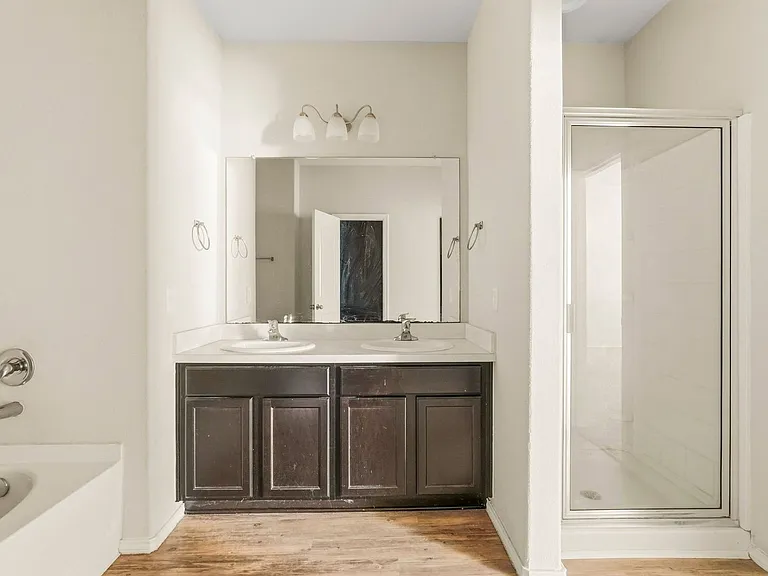 18025 Atwood Mill Dr — Photo 25
