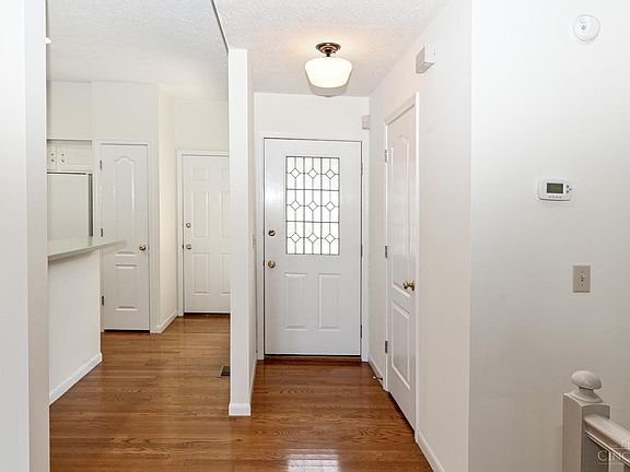 3rd image of 6414 Silverfox Dr